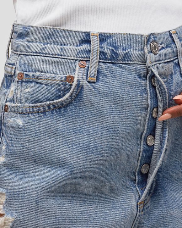 WMNS stella short in deserted