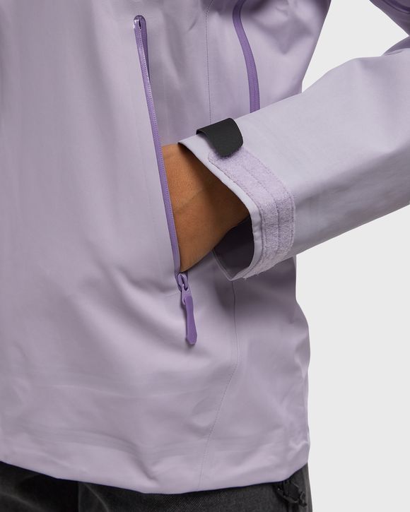 WMNS Beta AR Jacket