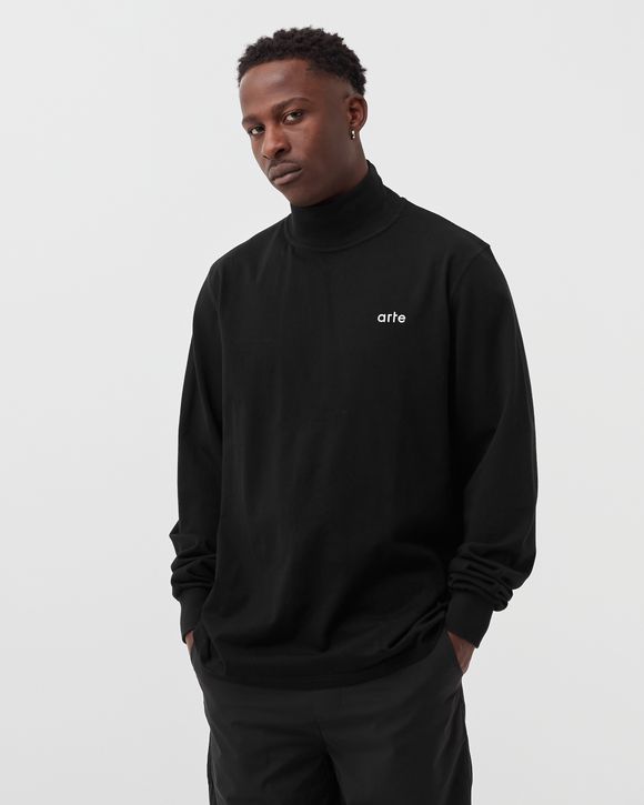 Louis TURTLENECK