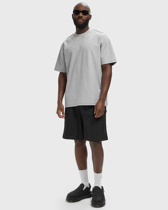 Reversible label T-shirt
