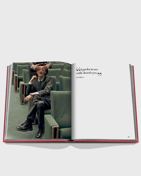 "Bauhaus Style" by Julie Belcove