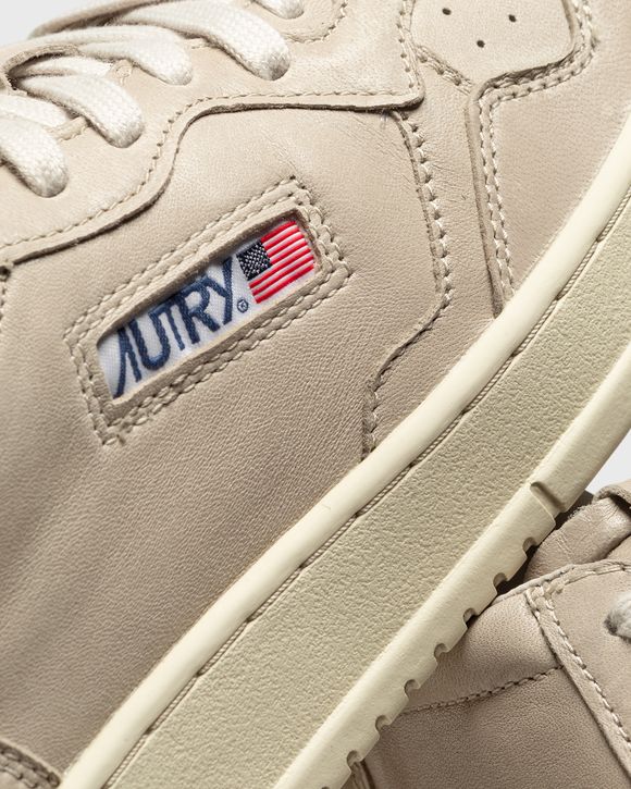 AUTRY 01 LOW MAN