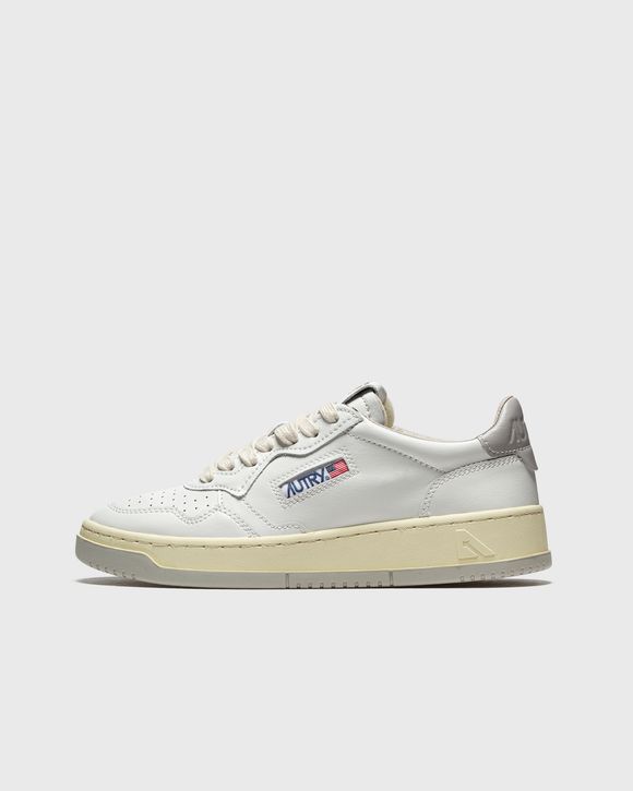 WMNS Autry 01 Low