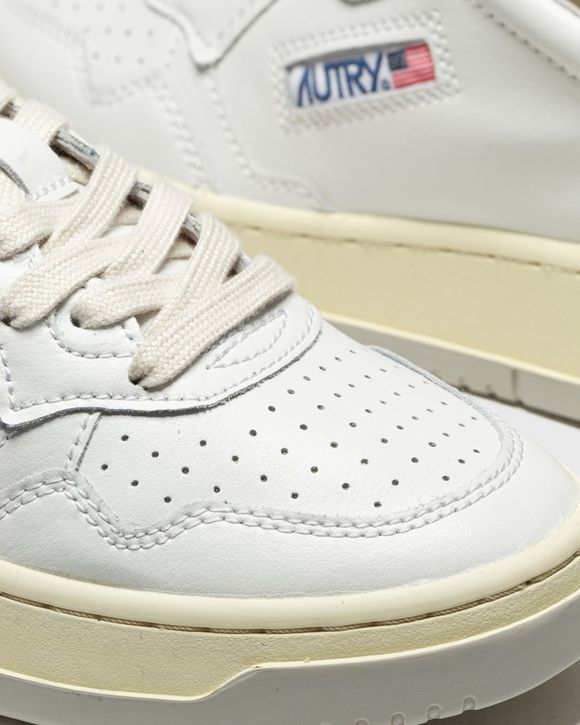 WMNS Autry 01 Low