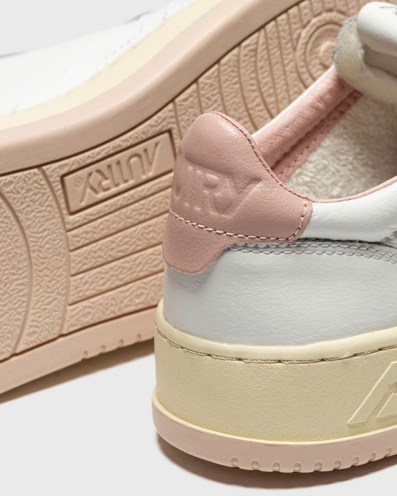 WMNS Autry 01 Low