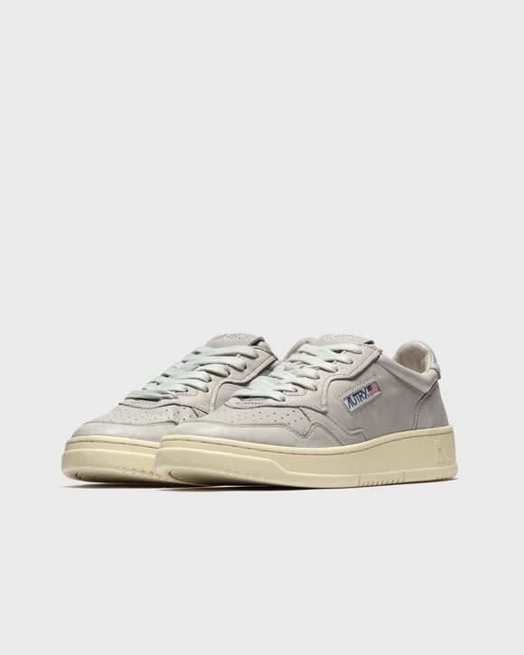 WMNS Autry 01 Low