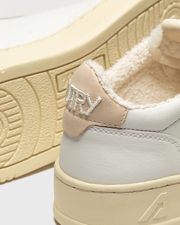 WMNS Autry 01 Low