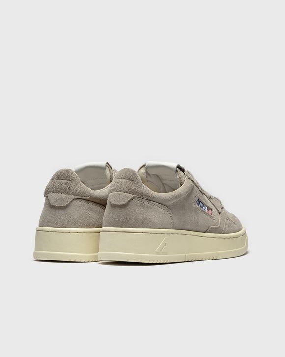 WMNS Autry 01 low