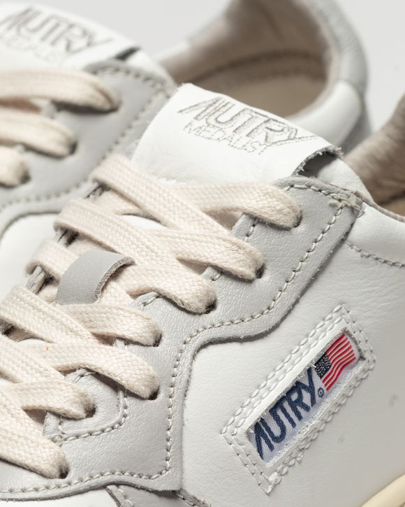 WMNS AUTRY 01 LOW