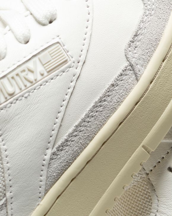 WMNS Autry Mid