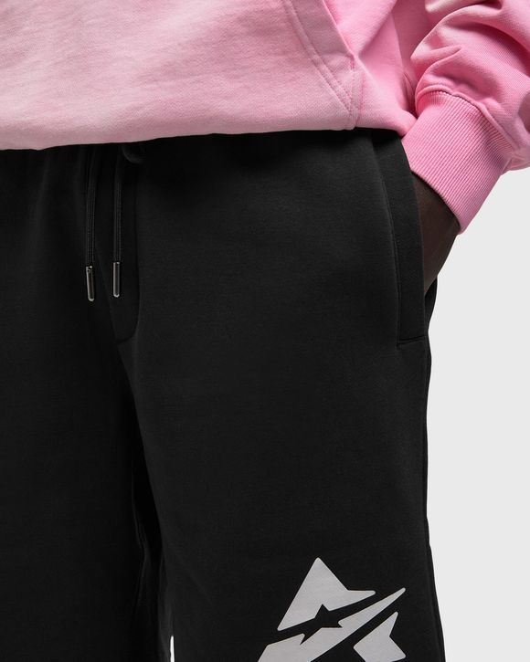 STACKED A LOGO SHORT