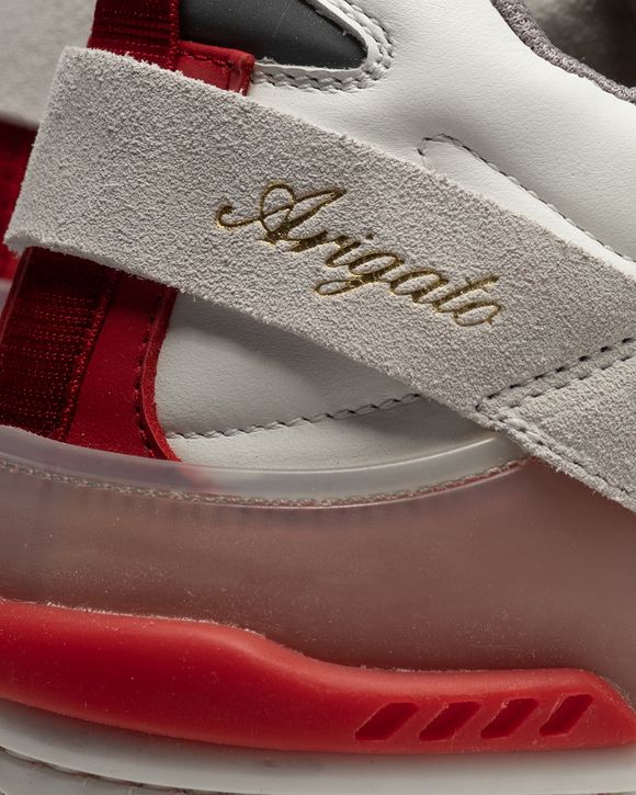Astro Sneaker