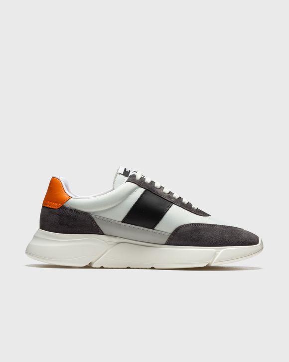 Genesis Vintage Runner