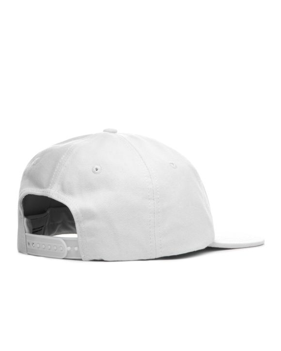 beastin-ss18-01-01-02