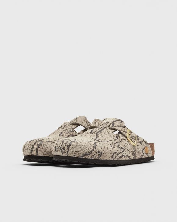 Boston Rivet Logo Suede Leather