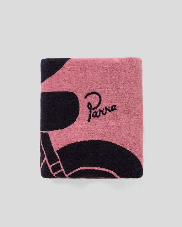 BACKWARDS TOWEL