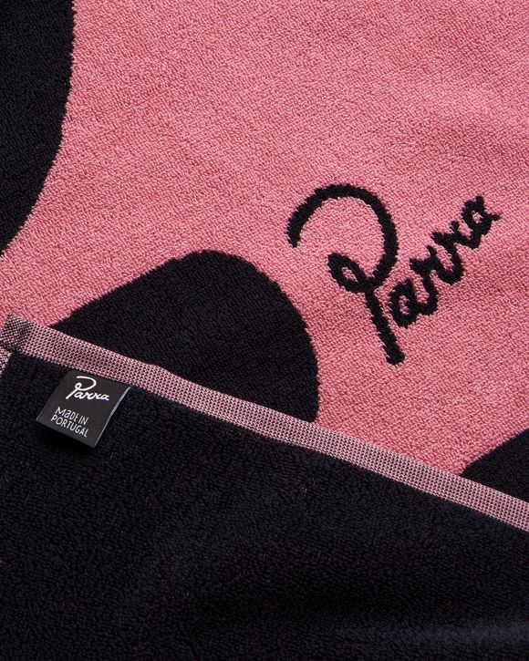 BACKWARDS TOWEL