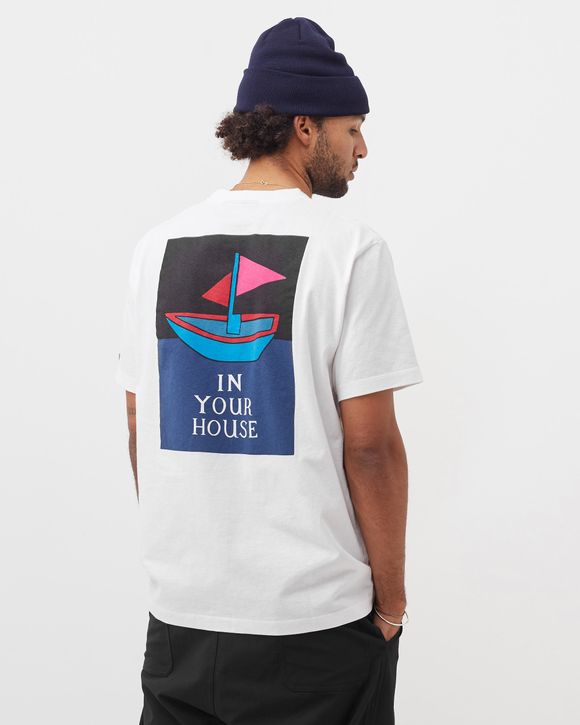 paper boat house tee