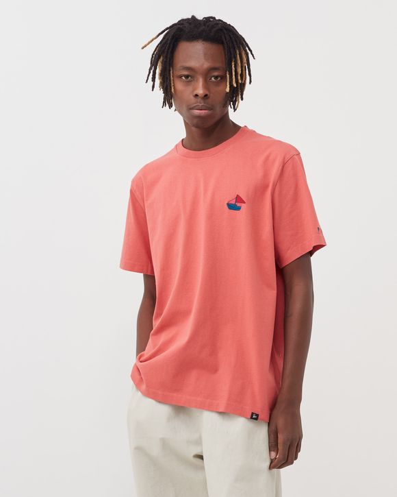 paper boat house tee