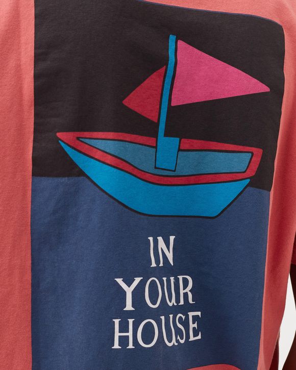 paper boat house tee