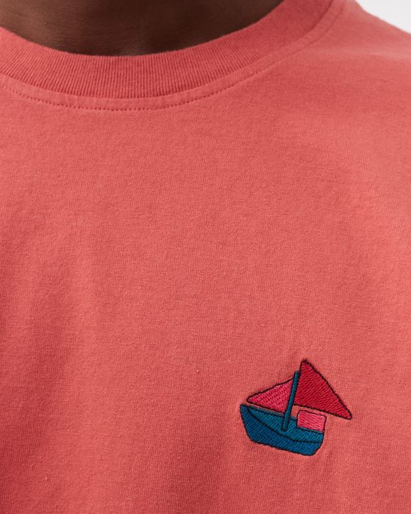 paper boat house tee