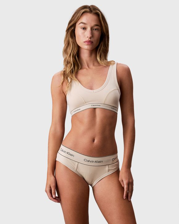 LIGHTLY LINED TRAINGLE BRALETTE
