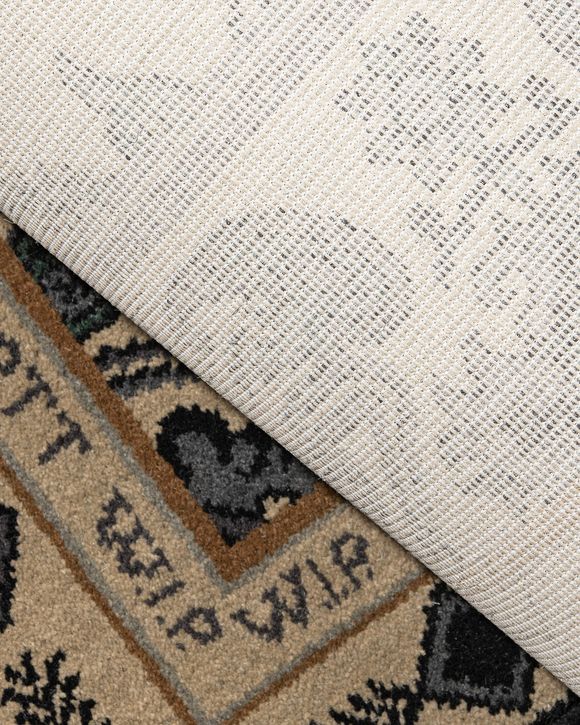 Verse Rug