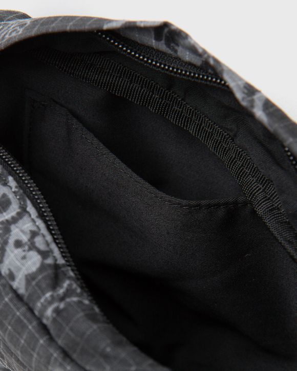 Verse Shoulder Bag