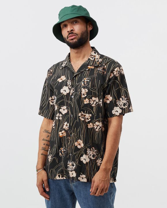 short sleeved shirt