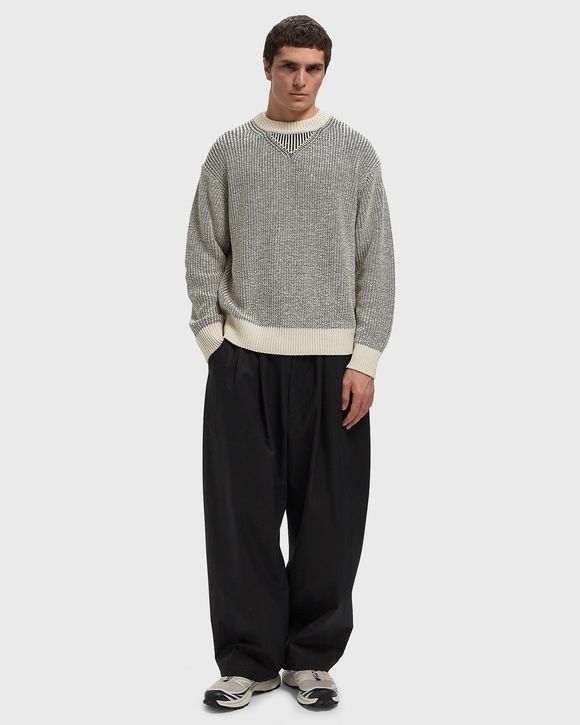 KNIT SWEATER