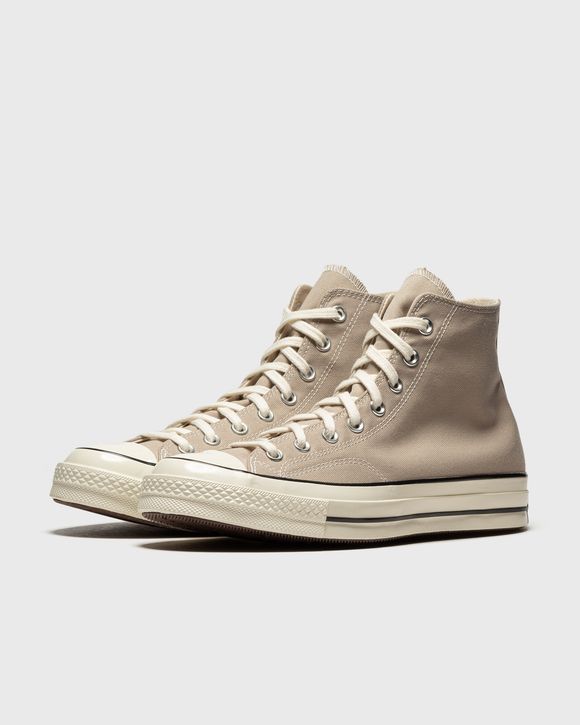 Chuck 70