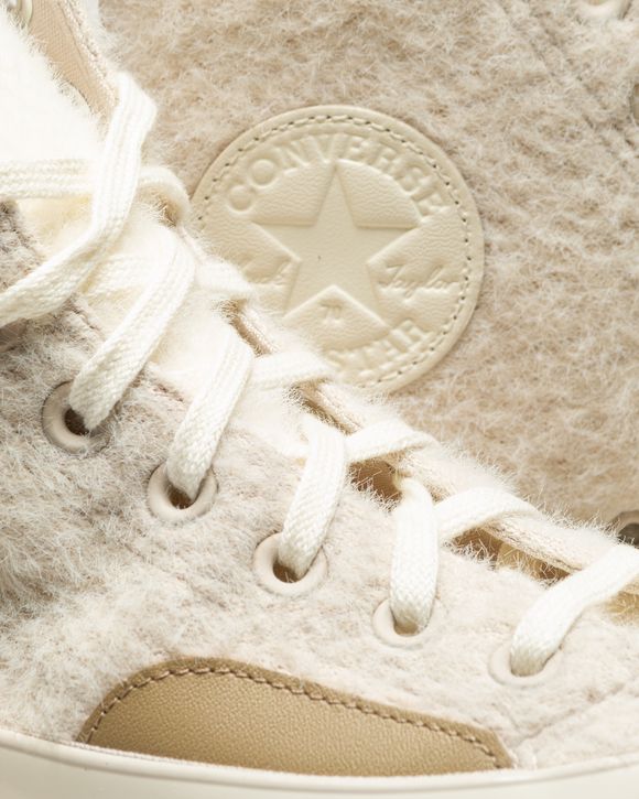 Chuck 70