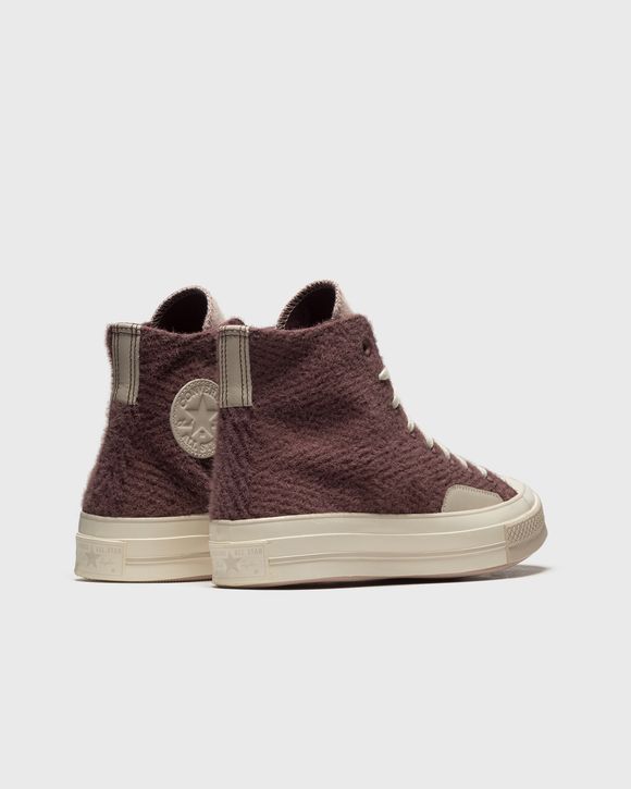 Chuck 70
