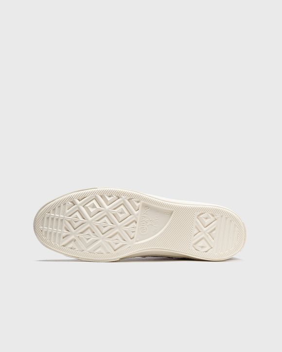 Chuck 70