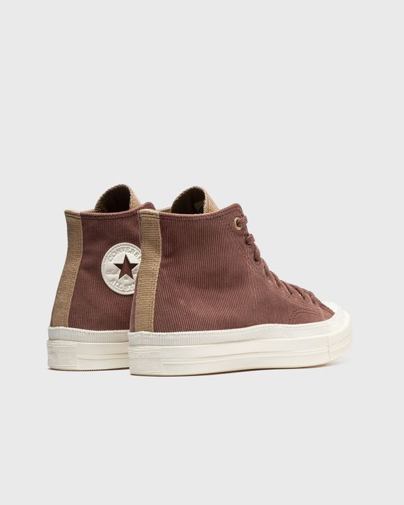 Chuck 70