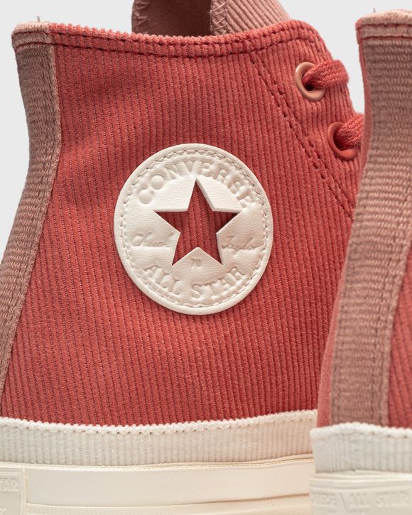 Chuck 70