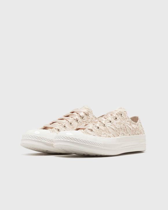 Chuck 70