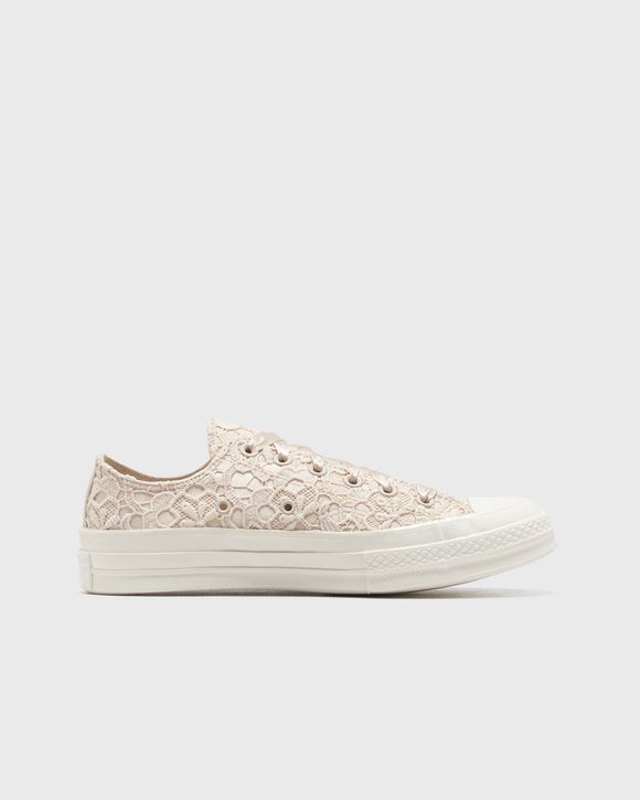 Chuck 70