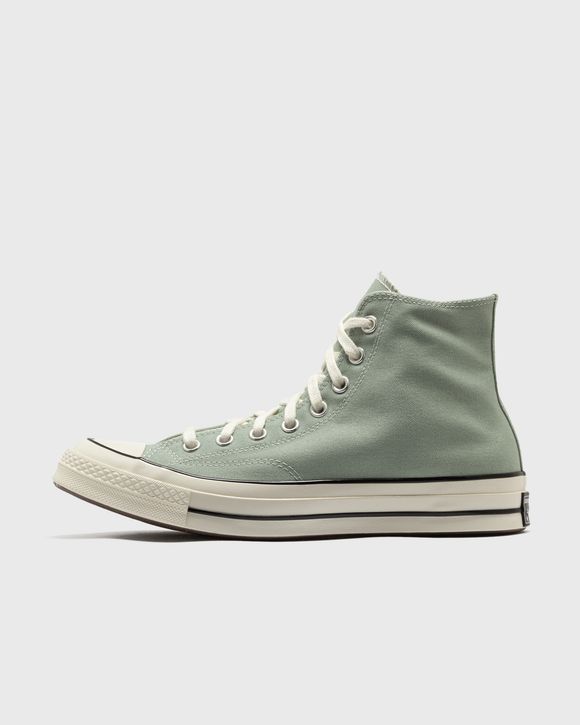 CHUCK 70
