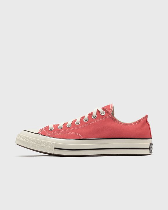 CHUCK 70