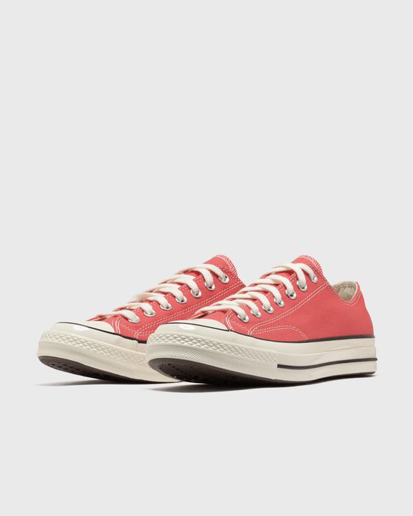 CHUCK 70