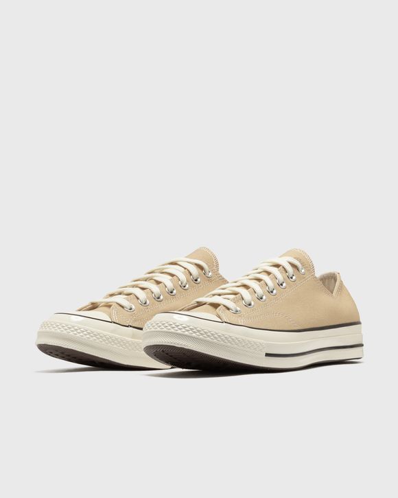 CHUCK 70