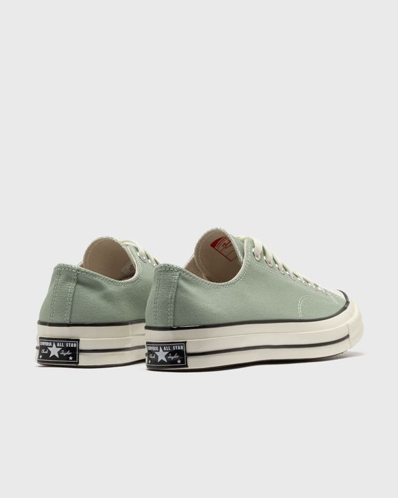 CHUCK 70
