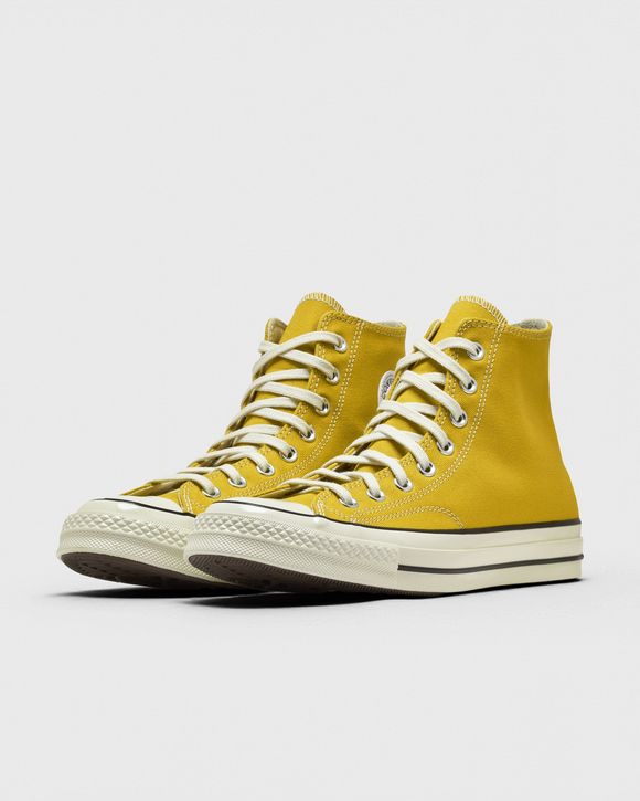 CHUCK 70