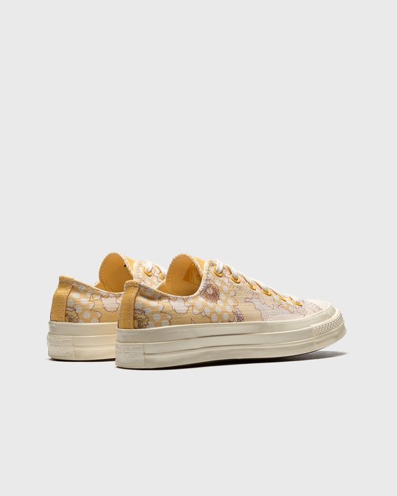 WMNS Chuck 70