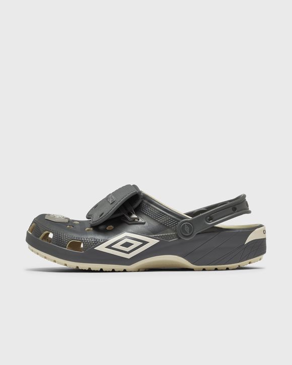 x Umbro Crocs Classic Clog