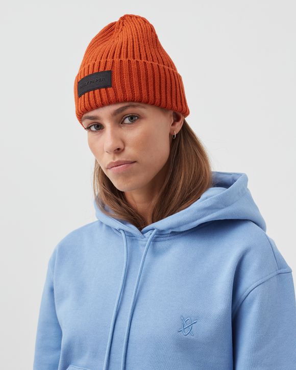 ESSENTIALS BEANIE