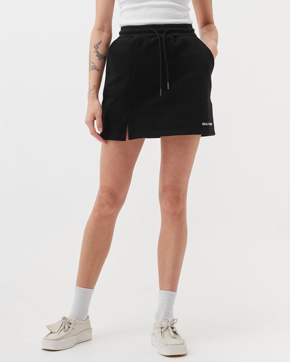 WMNS eskirt