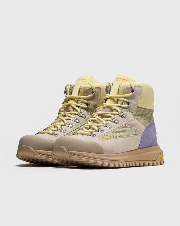 ONE' HIKER