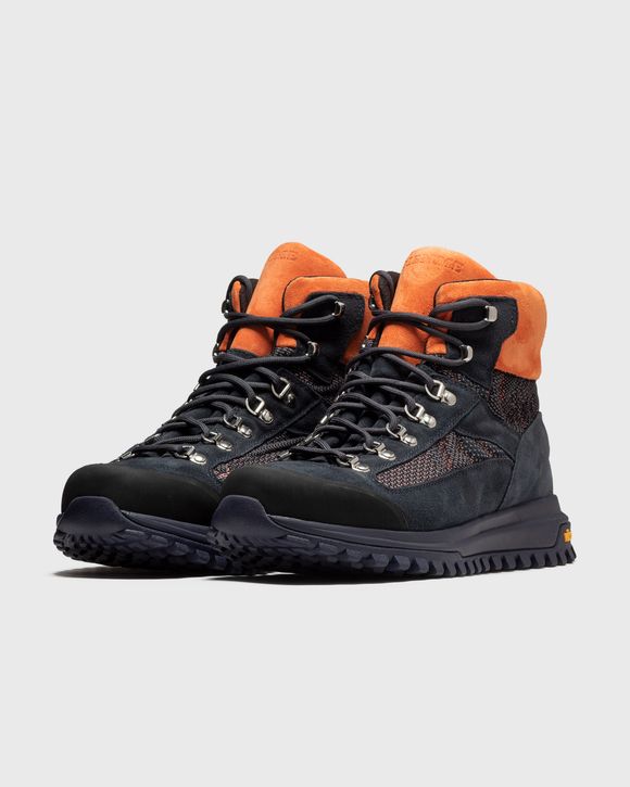 ONE HIKER